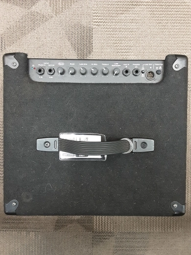 Small Block SB112 - 200 Watt 1x12 inch Bass Combo Amp 2